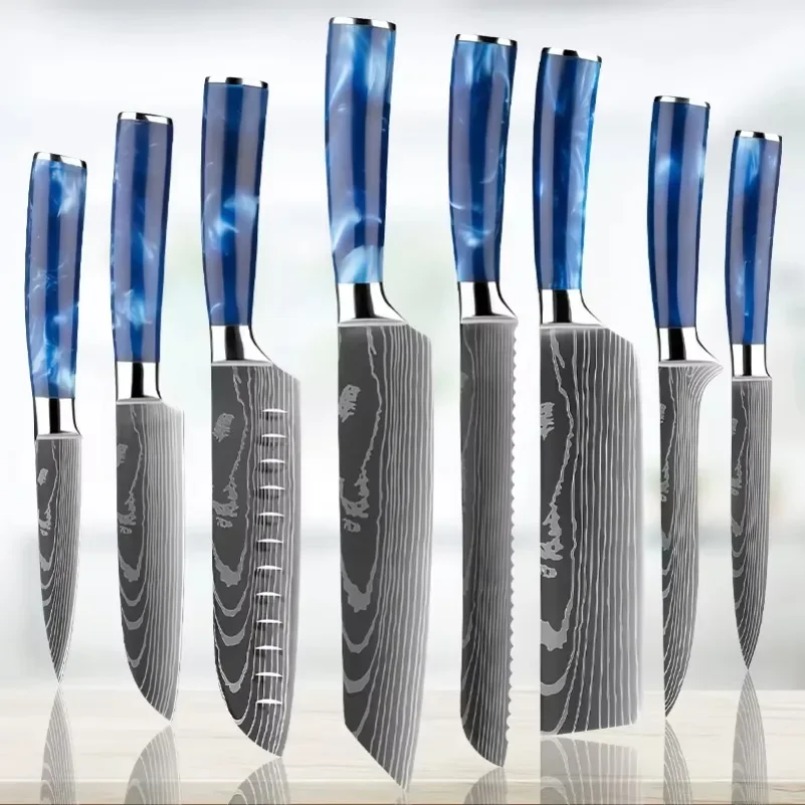 Home Cooking In Japanese - Coltello Santoku giapponese in acciaio laser